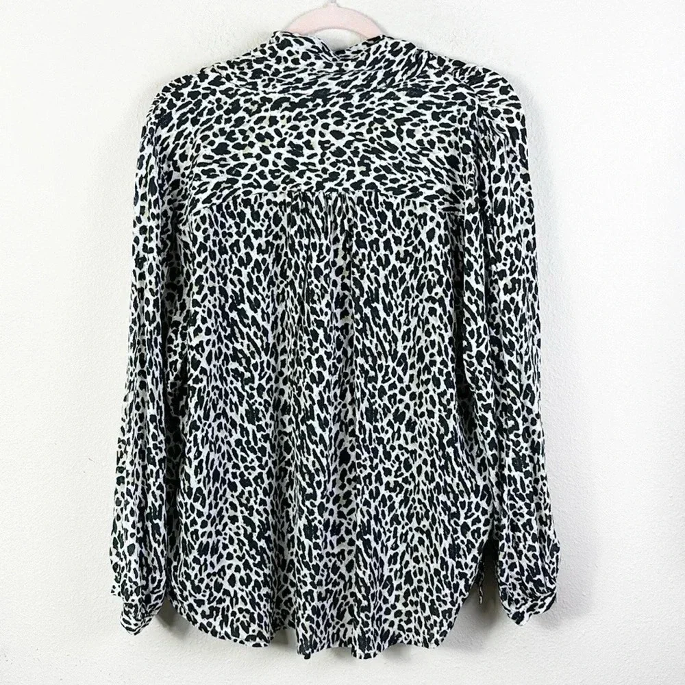 J. Crew 100% Silk Leopard Print Silk Button Down Shirt Tie Front Blouse size 2X